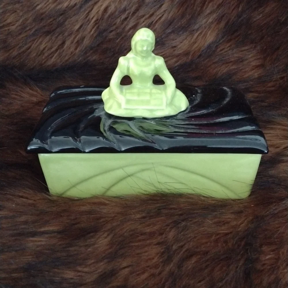 50s porcelain jewelry box
